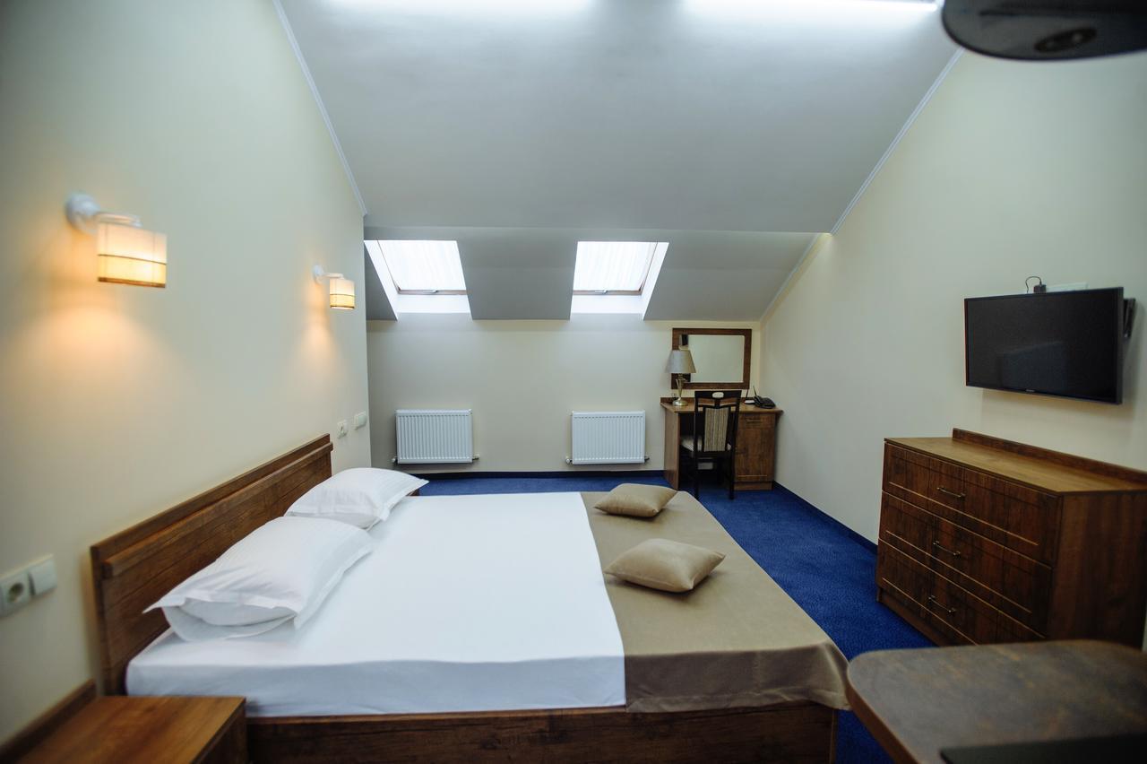 Hotel Astoria à Chişinău Extérieur photo