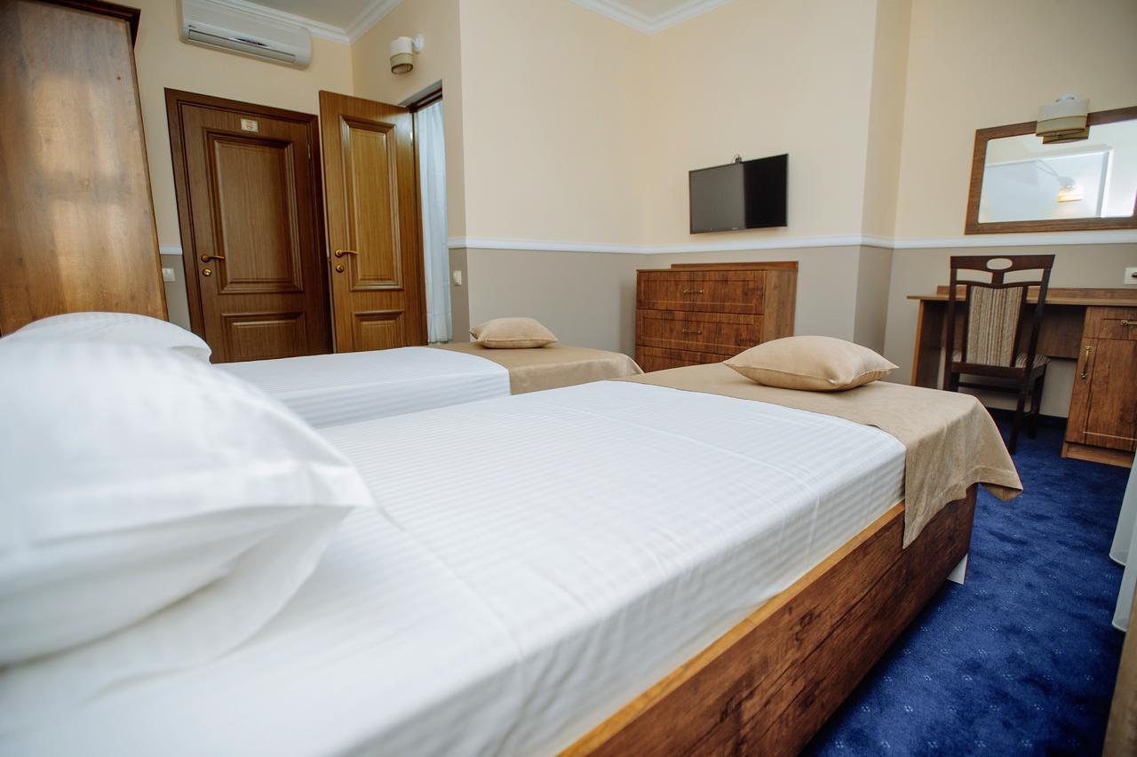 Hotel Astoria à Chişinău Extérieur photo