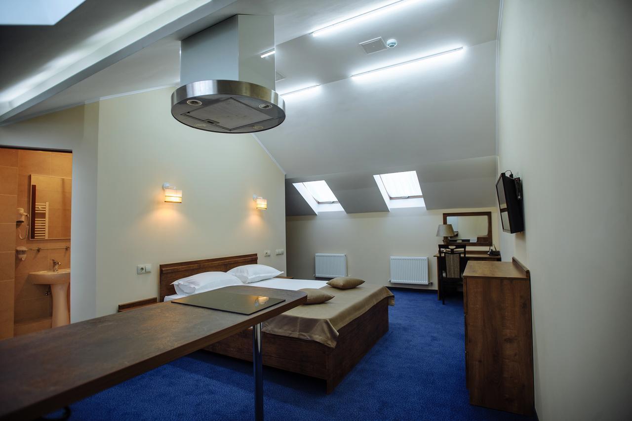 Hotel Astoria à Chişinău Extérieur photo