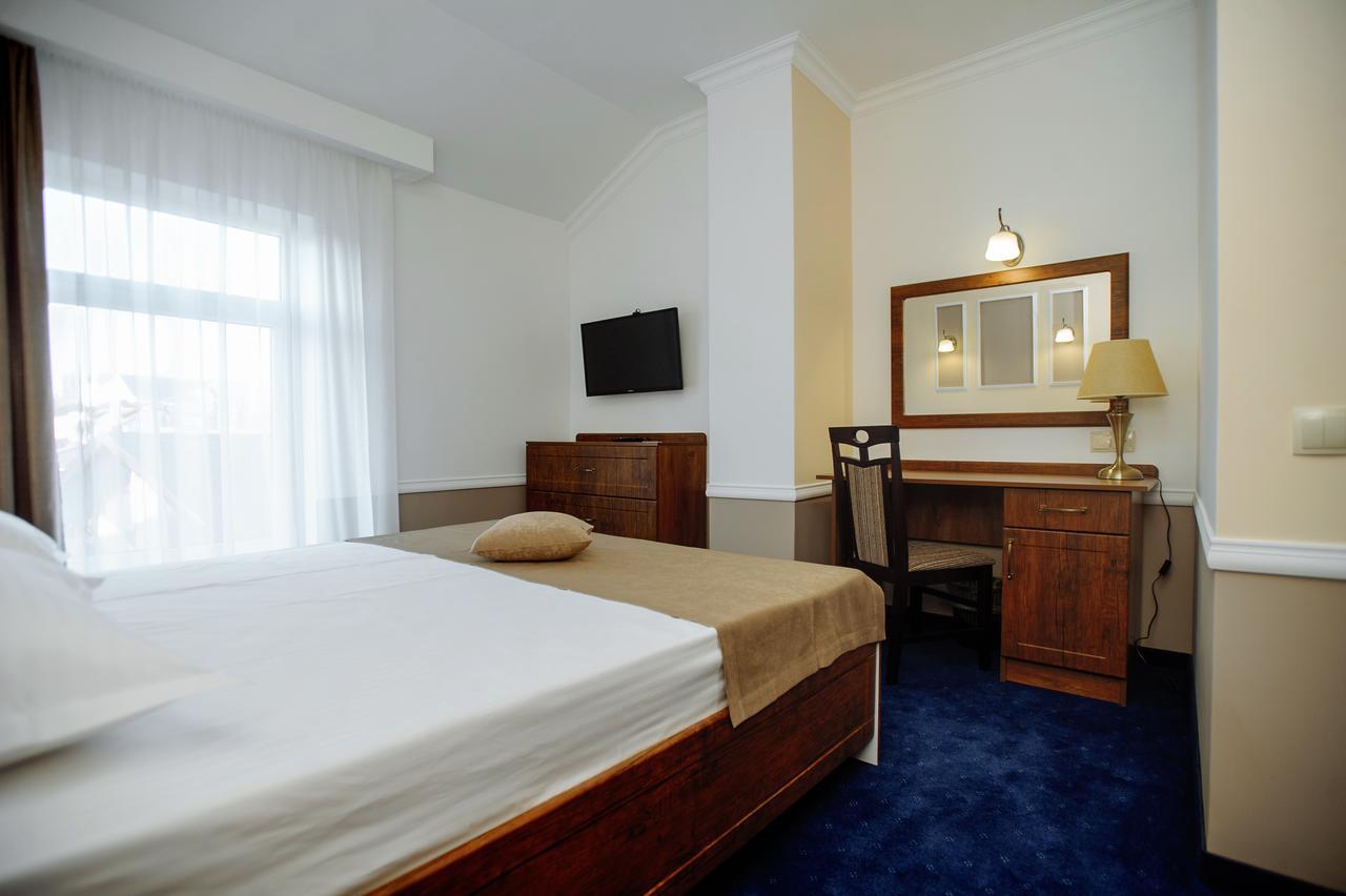 Hotel Astoria à Chişinău Extérieur photo