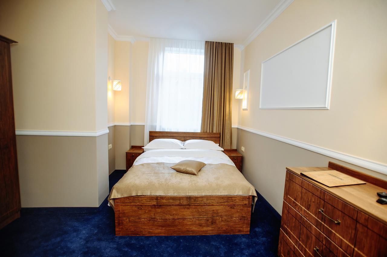 Hotel Astoria à Chişinău Extérieur photo