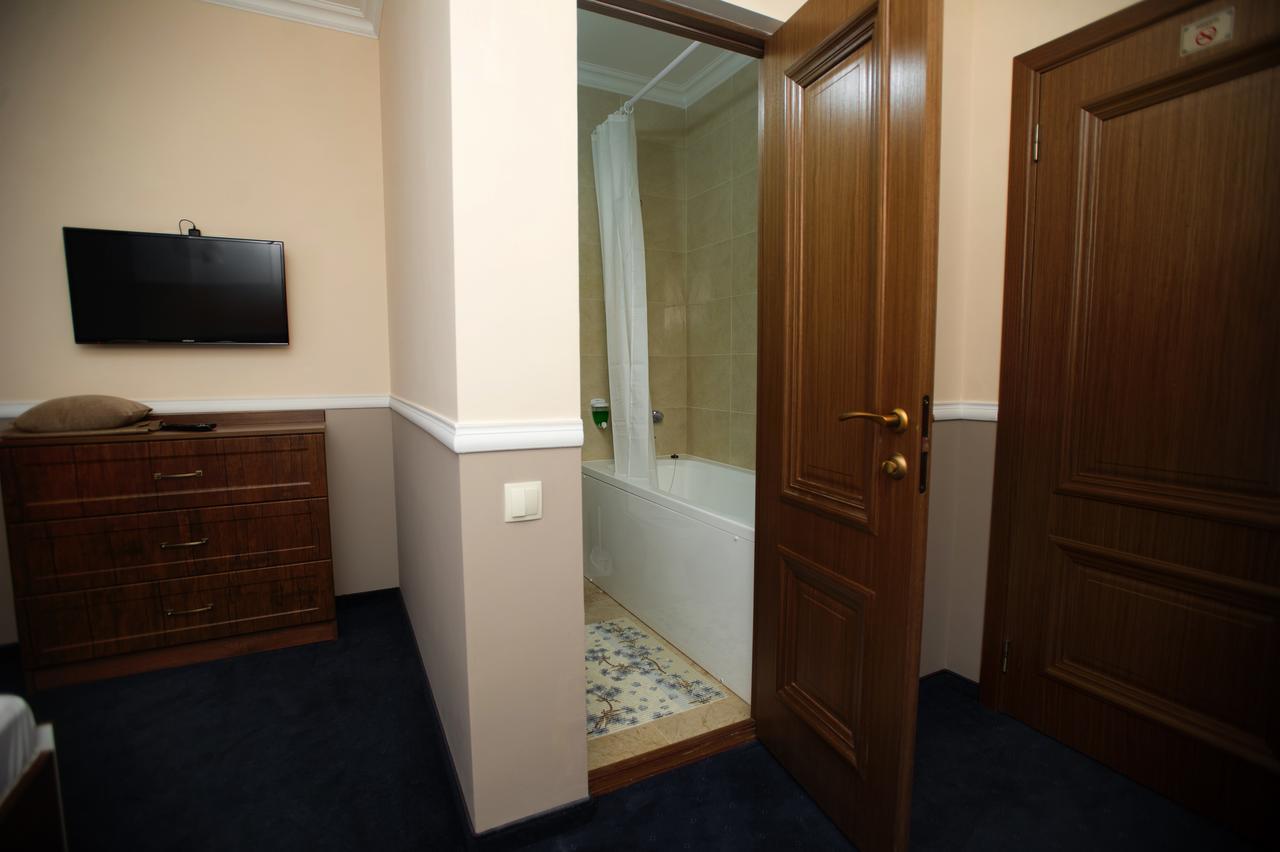 Hotel Astoria à Chişinău Extérieur photo