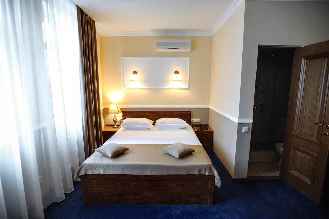 Hotel Astoria à Chişinău Extérieur photo